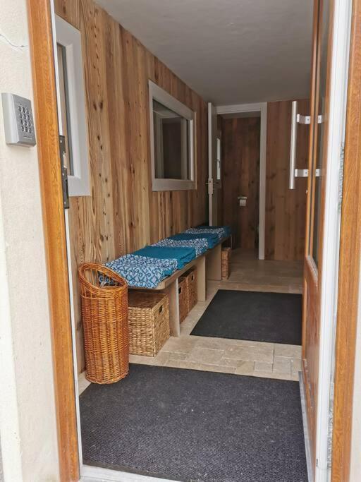Gite 14 Pers Lesoursfanfarons Spacieux Chaleureux Bramans Exterior photo